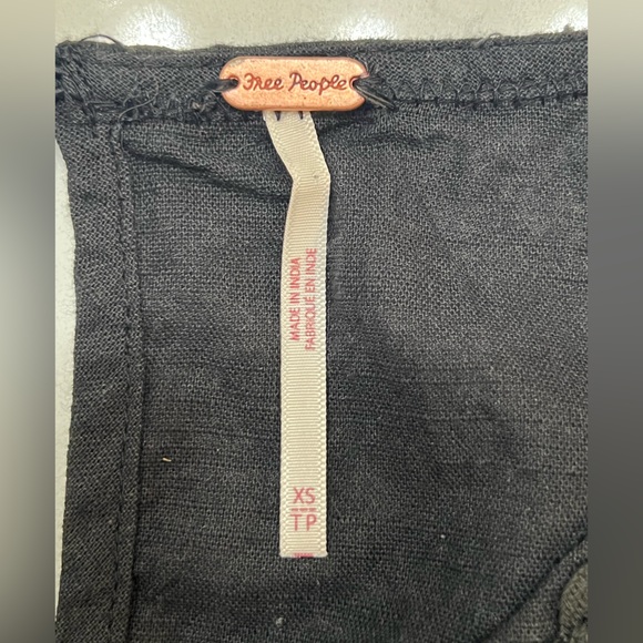 Free People Faded Gardens Tank, XS, FLAW, Black, Ties on Sides, Embroidered NWOT - Picture 6 of 10